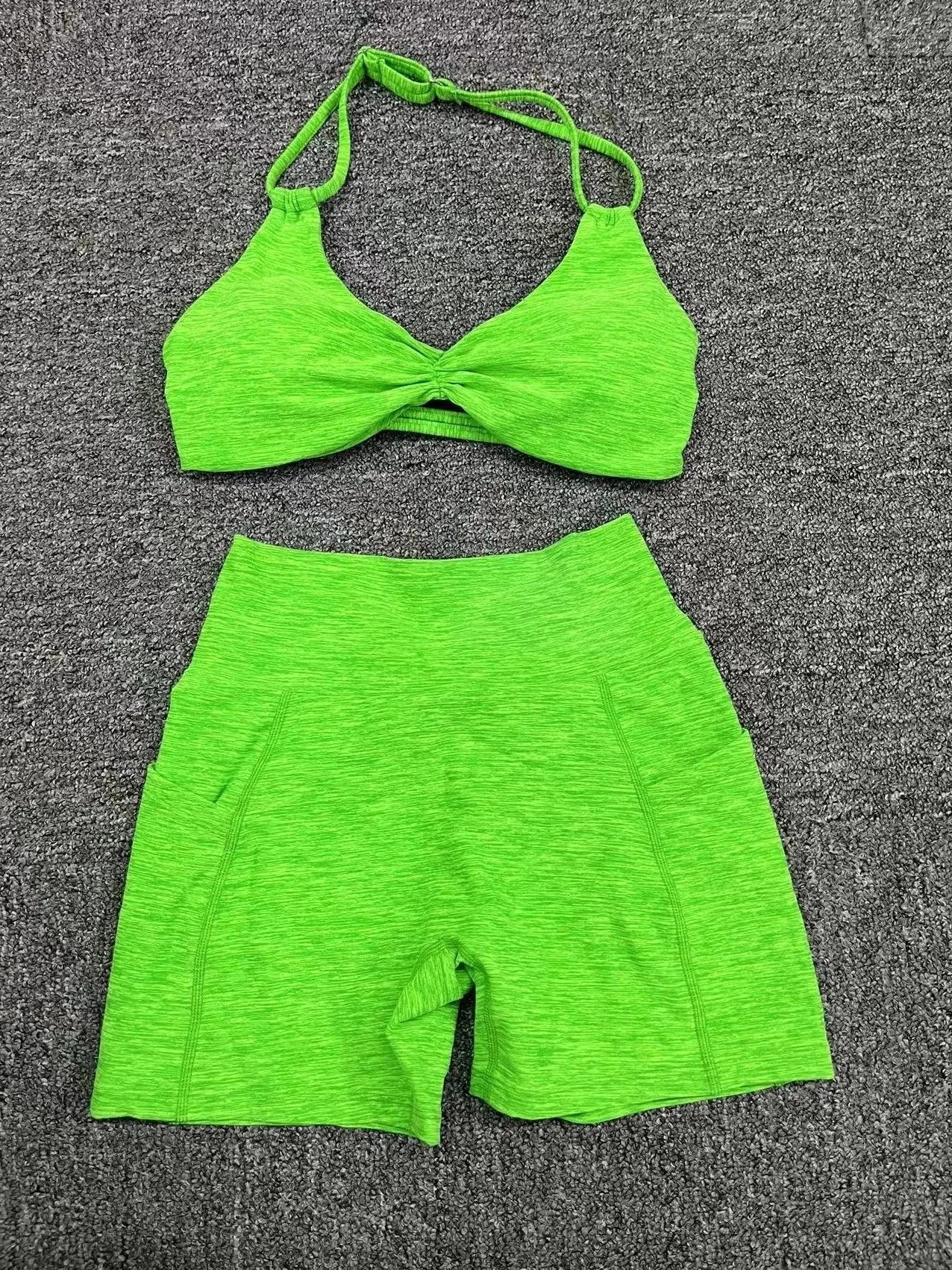 2 Pieces Sports Set Yoga Fitness Waist High Pockets for Raising Hip Shorts Backless Bra Suits Training Leggings Set for Women