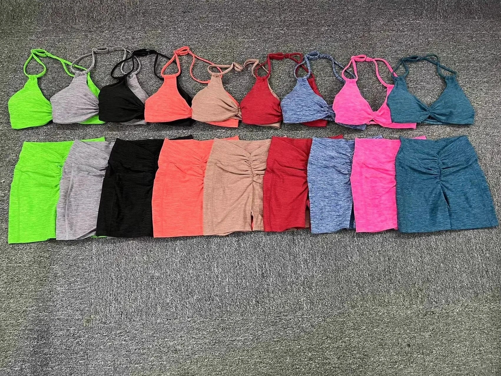 2 Pieces Sports Set Yoga Fitness Waist High Pockets for Raising Hip Shorts Backless Bra Suits Training Leggings Set for Women