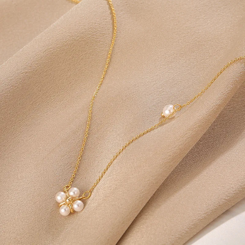 Petal Pearl Necklace