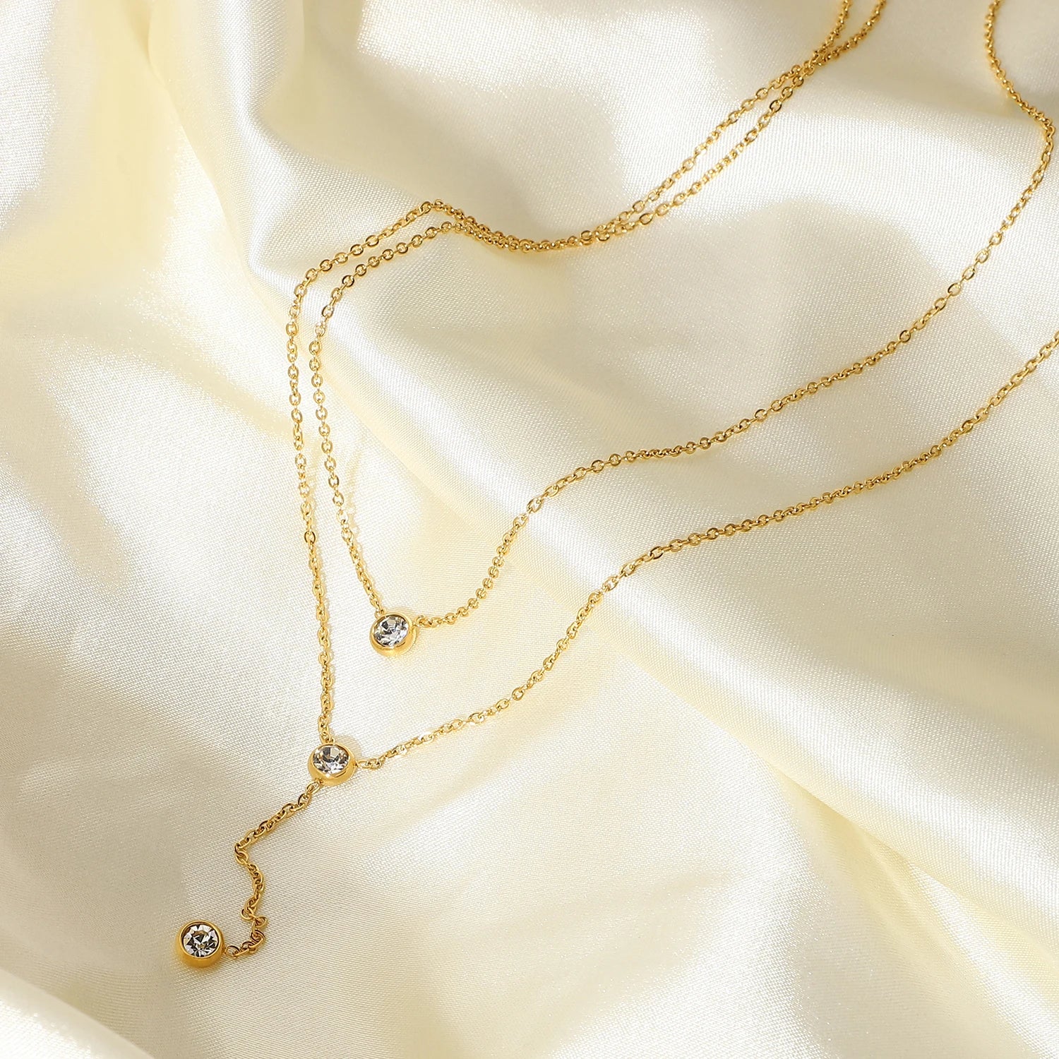 Dainty Layered Pendant Necklace