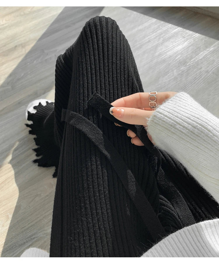 Ribbed Flare Knit Pants