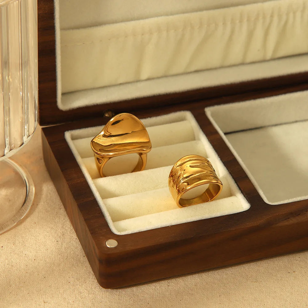 Statement Gold Ring Set
