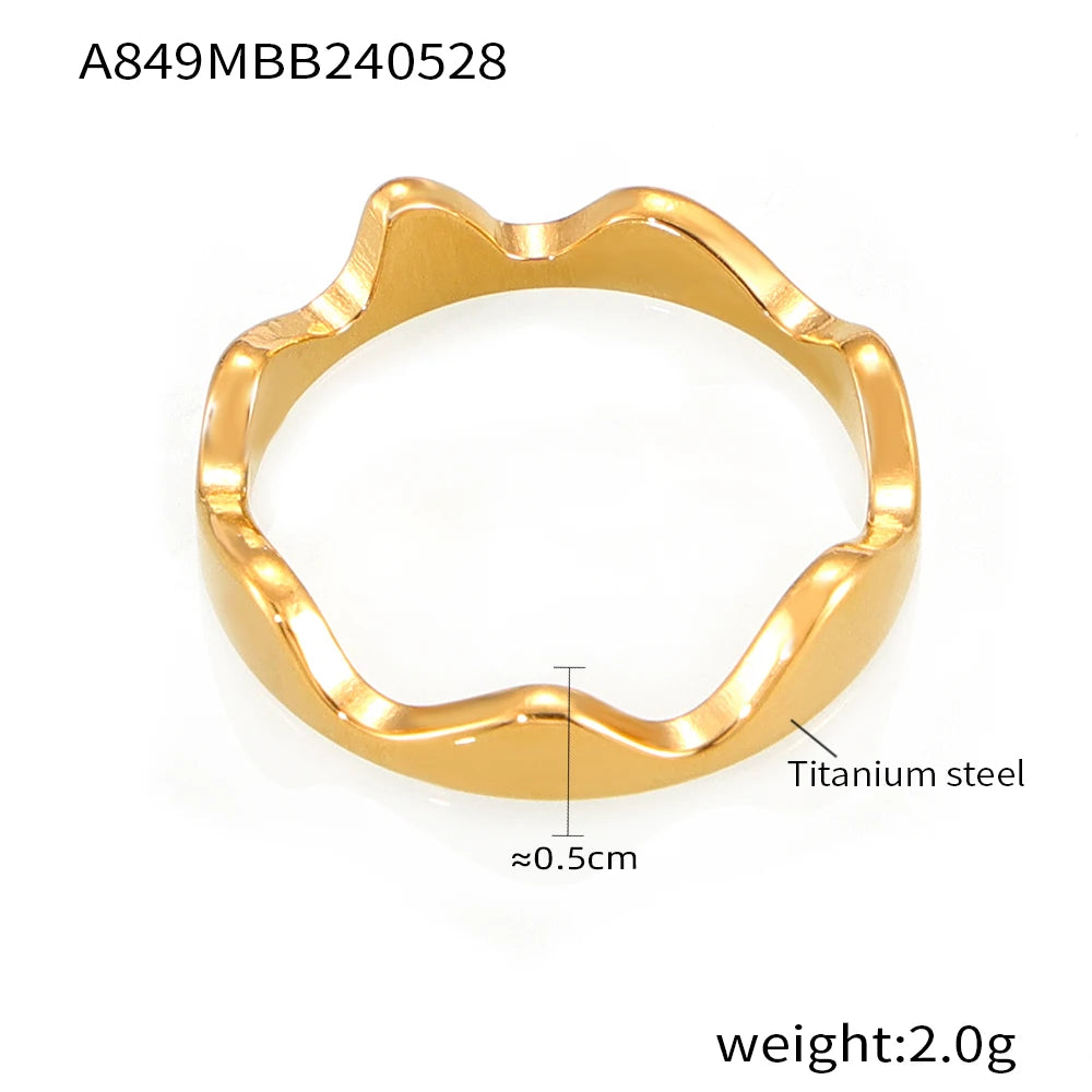 Minimal Crown Stacking Ring