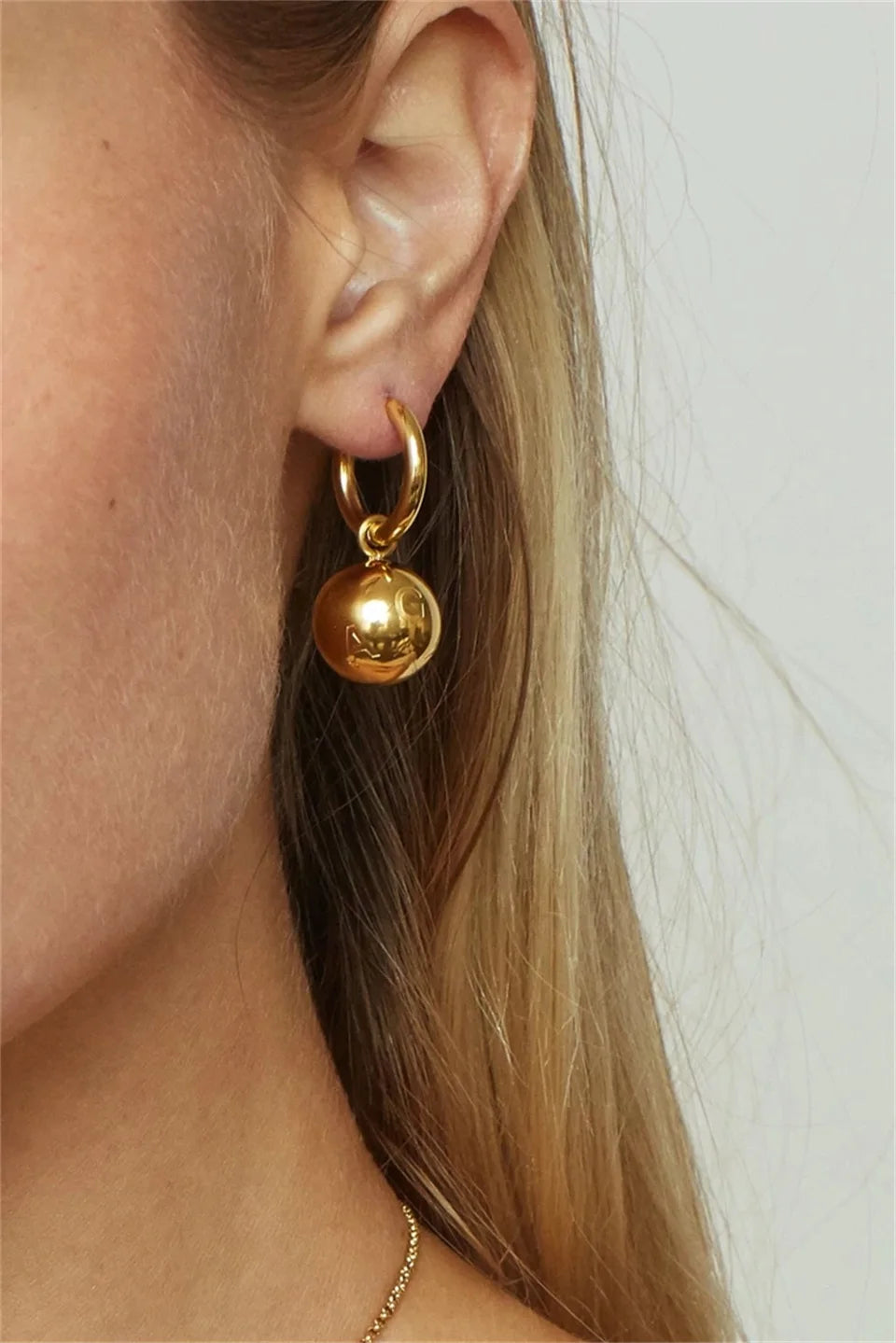 Golden Sphere Jewelry Set