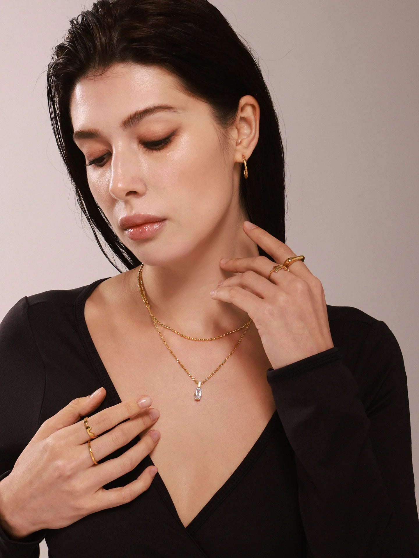 Minimalist Layered Baguette Pendant Necklace