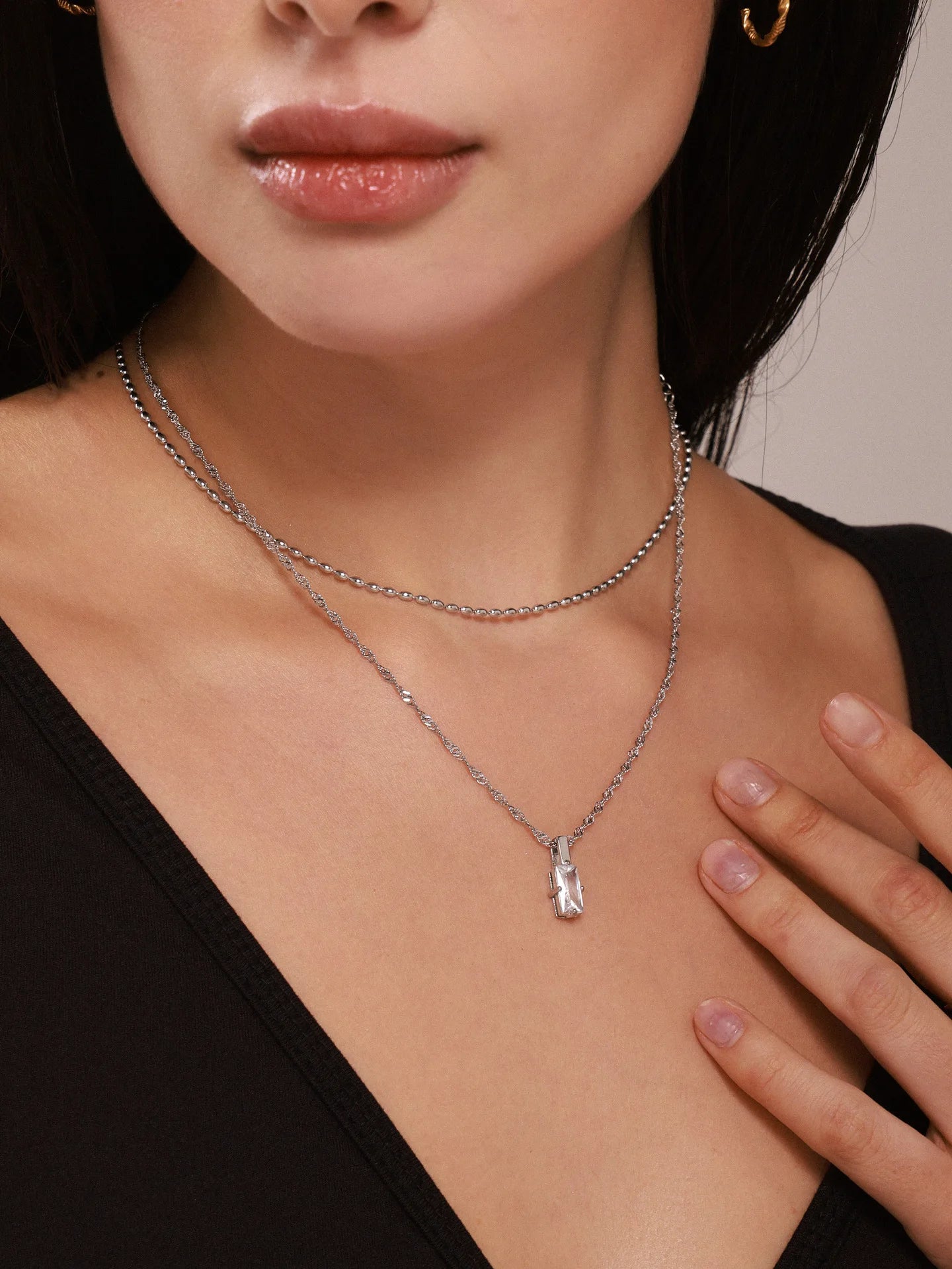 Minimalist Layered Baguette Pendant Necklace