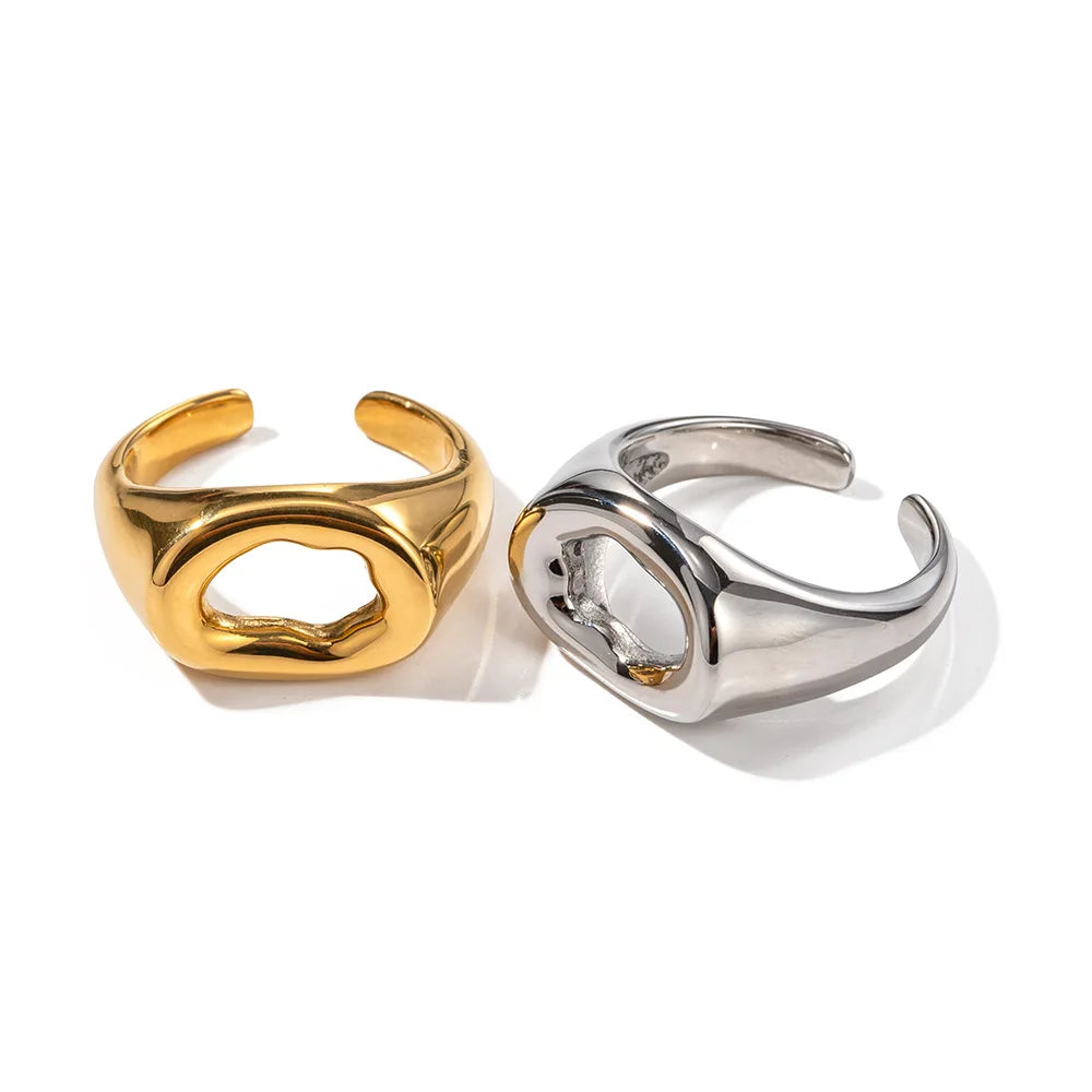 Molten Cutout Signet Ring