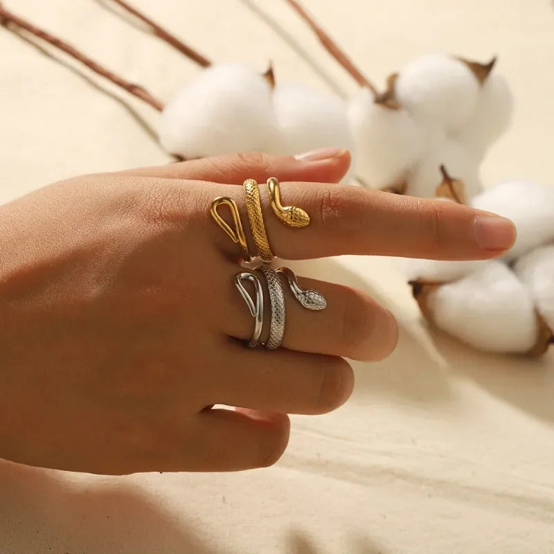 Bold Harmony Ring Set