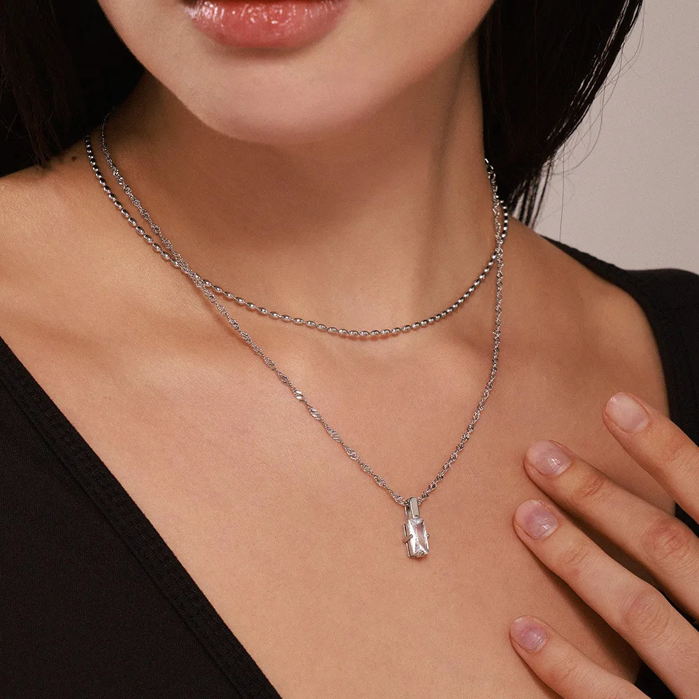 Minimalist Layered Baguette Pendant Necklace