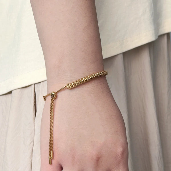 Slide Knot Bracelet
