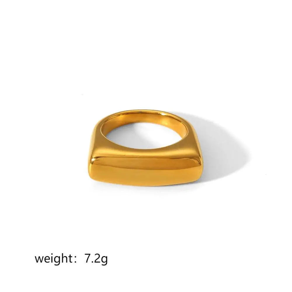 Statement Gold Ring Set