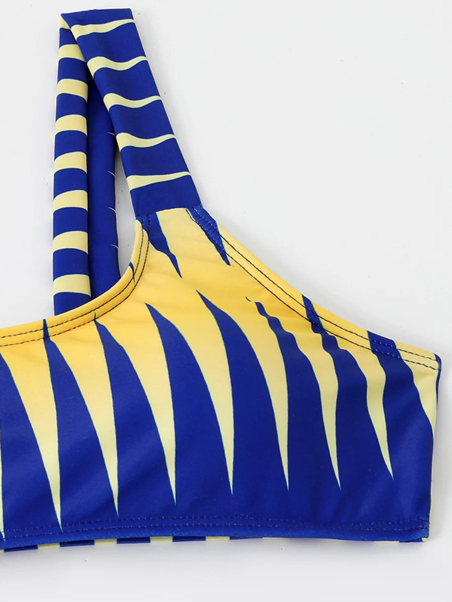 Geometric Print Three-Piece Swimsuit Set