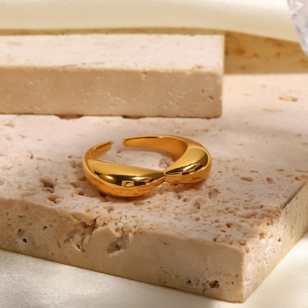 Bold Crossover Band Ring