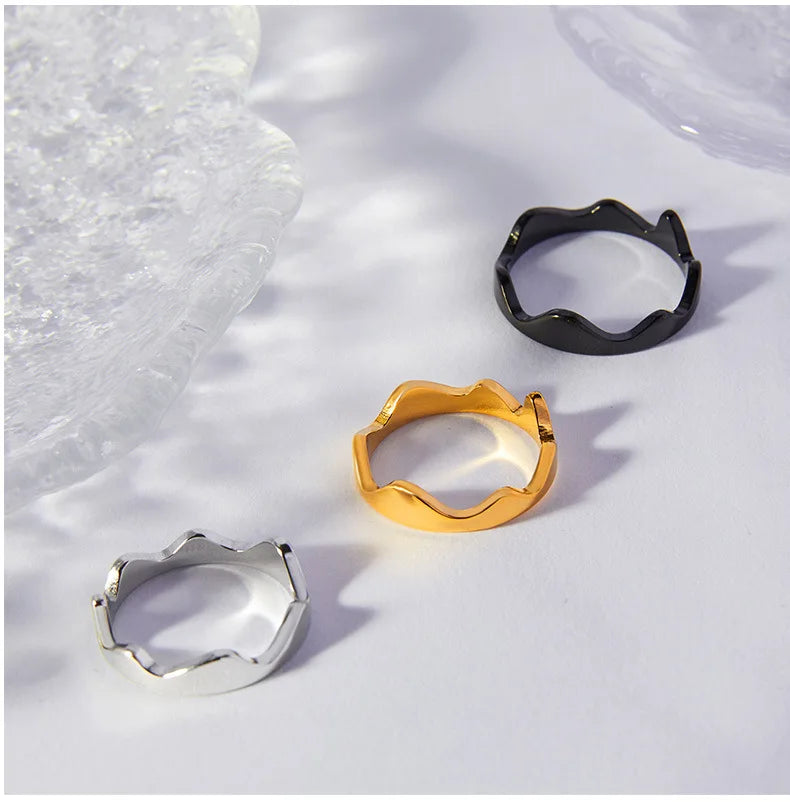 Minimal Crown Stacking Ring