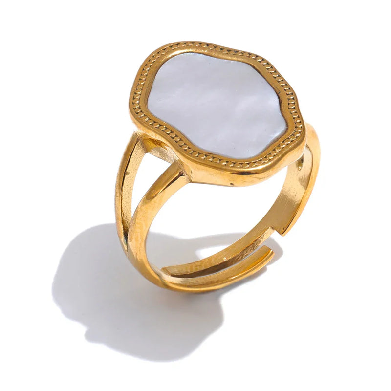 Zeya Shell Ring