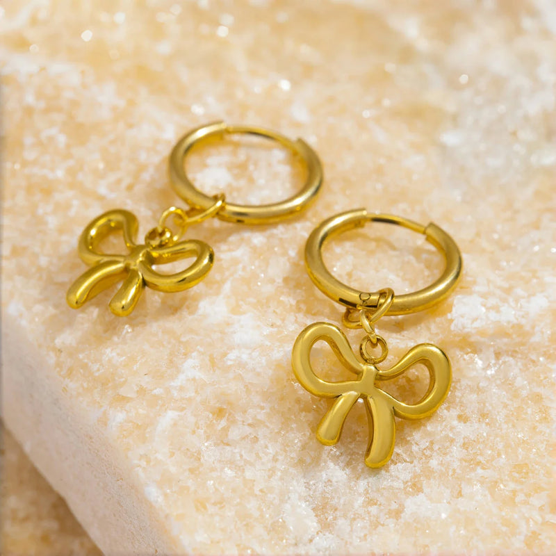 Bow-Risa Earrings