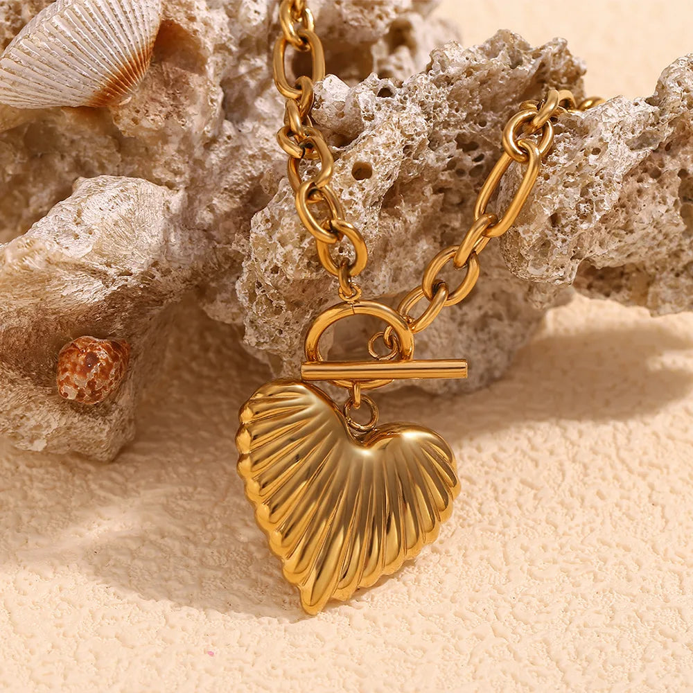 Golden Heart Pendant Necklace
