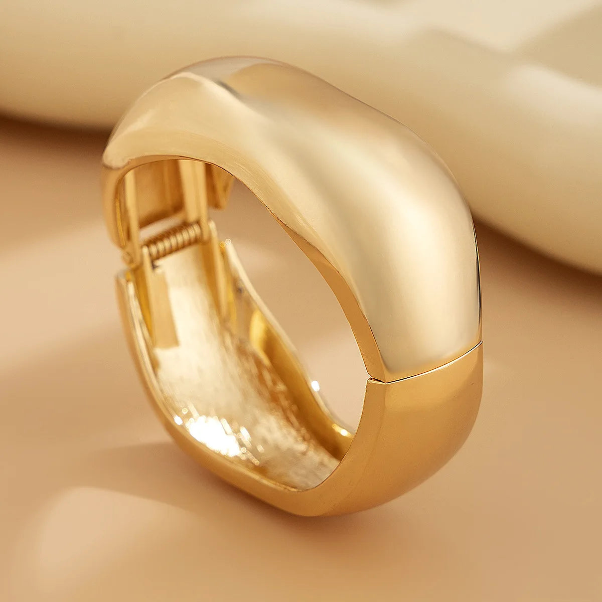 Bold Chunky Sculpted Cuff & Ring Set – Gold & Silver Finish