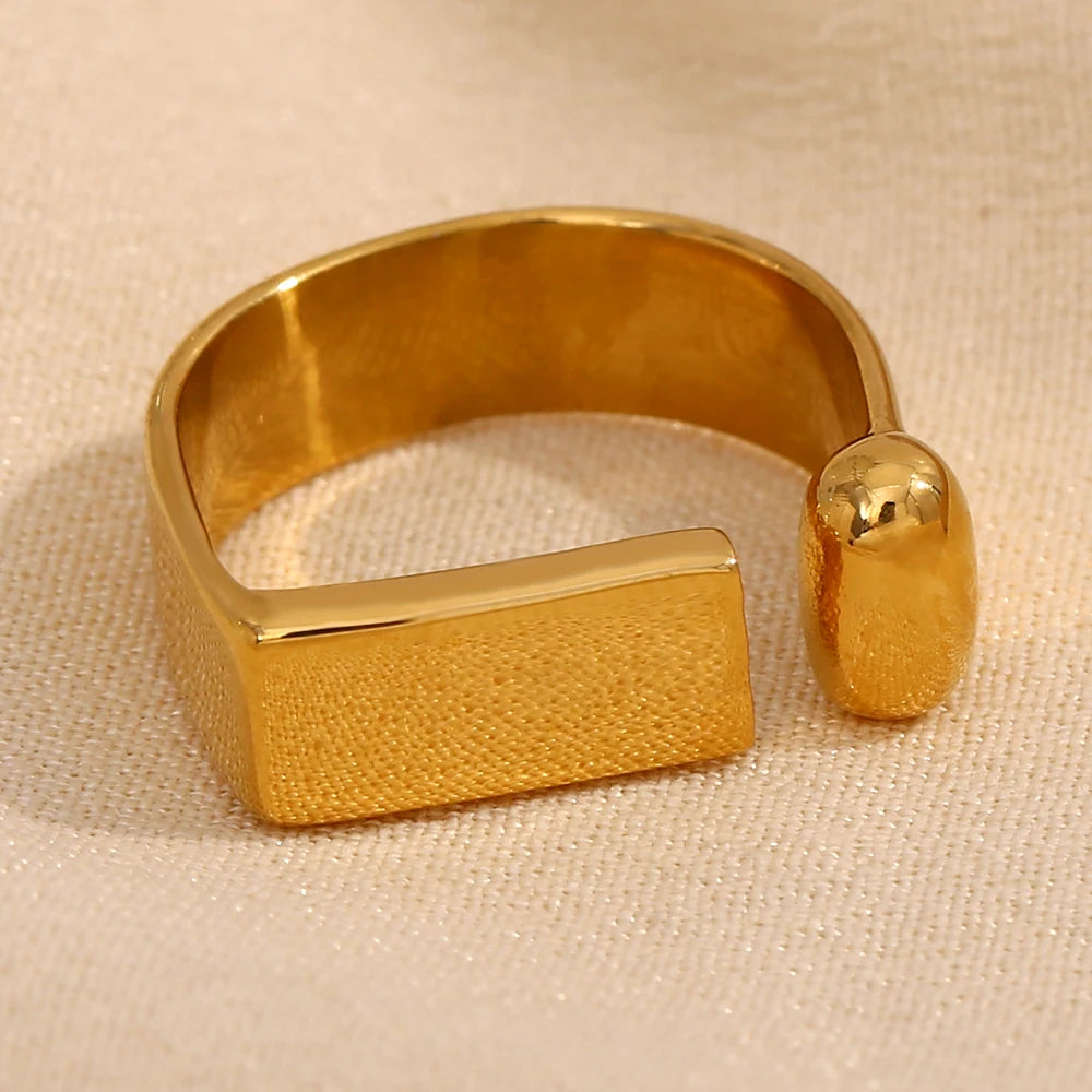 Geometric Open Band Ring