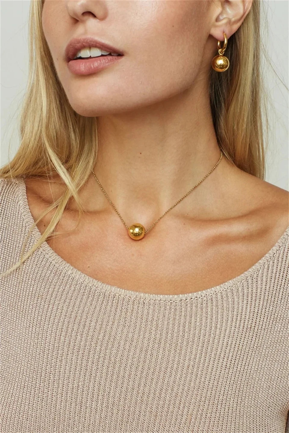 Golden Sphere Jewelry Set