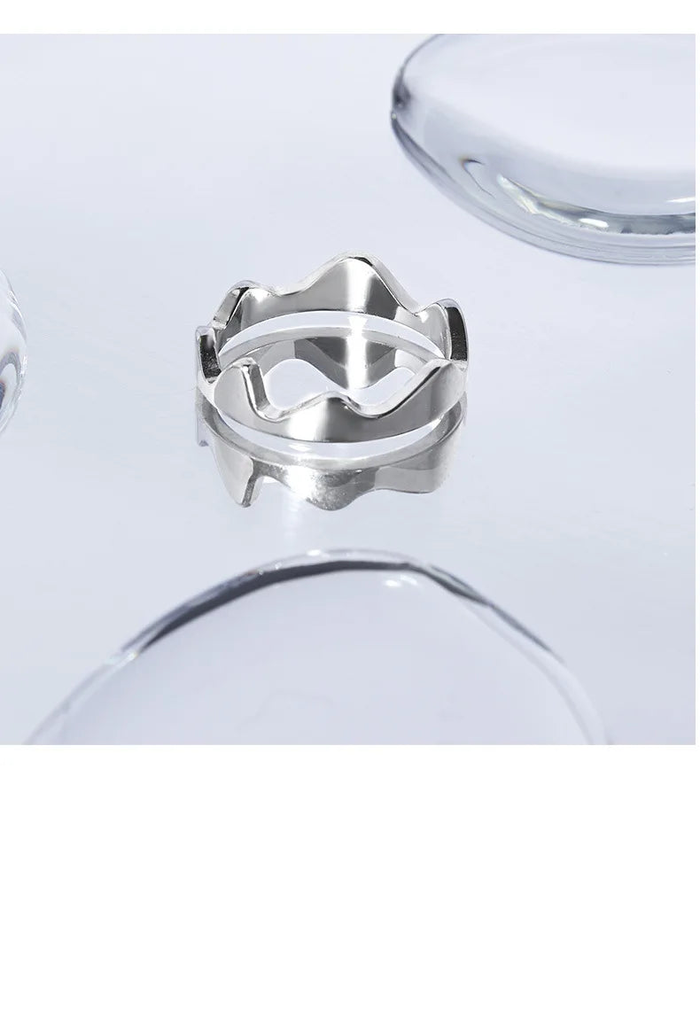 Minimal Crown Stacking Ring