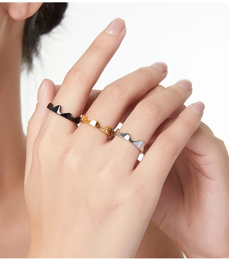 Minimal Crown Stacking Ring