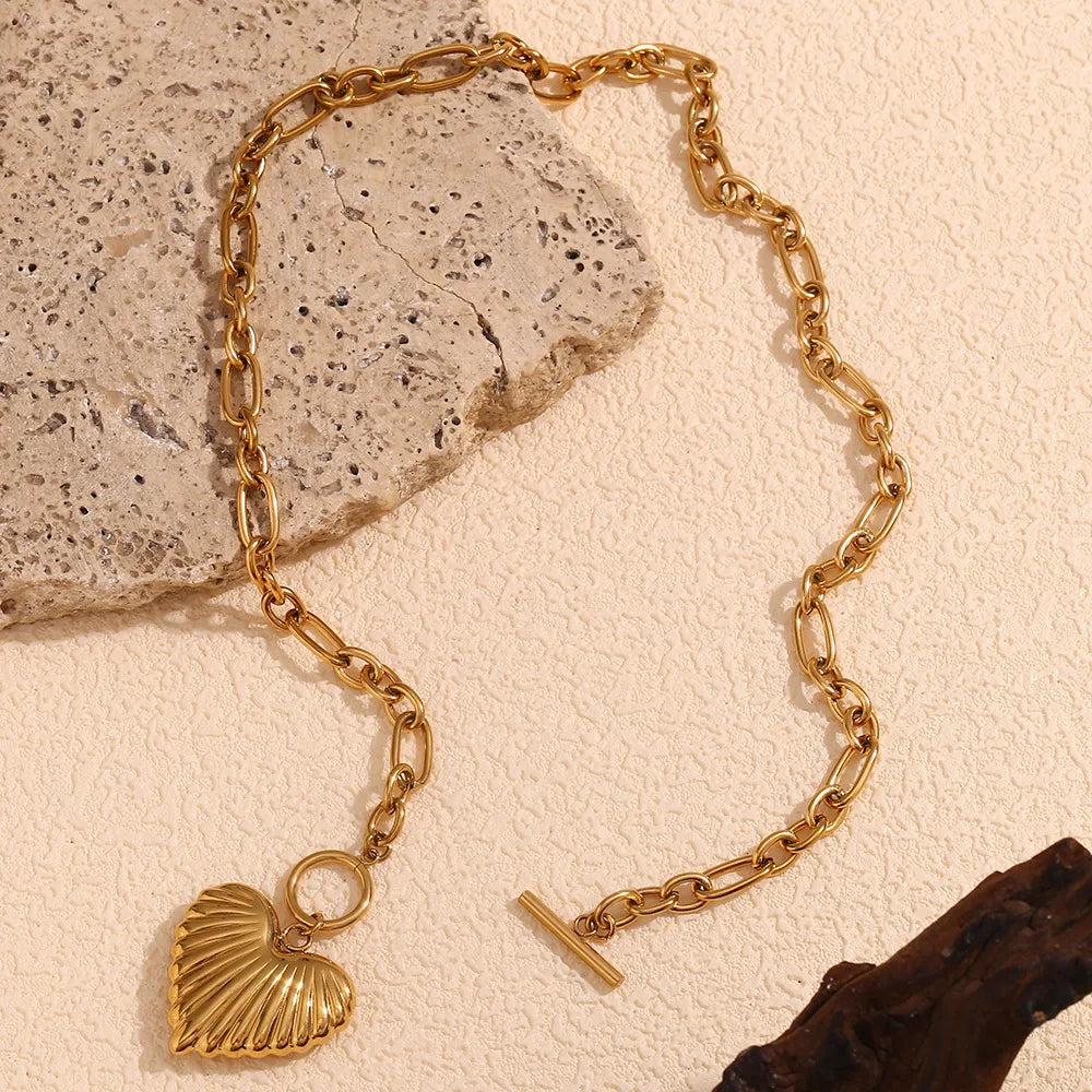 Golden Heart Pendant Necklace