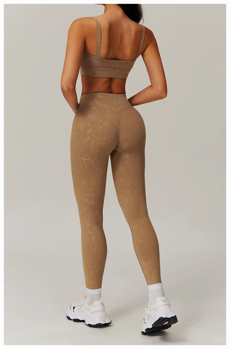 Seamless Textured Sports Bra & Biker Shorts Set