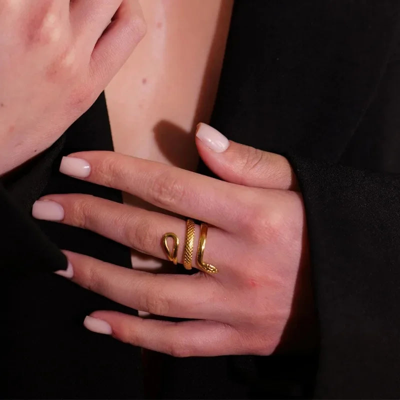Bold Harmony Ring Set