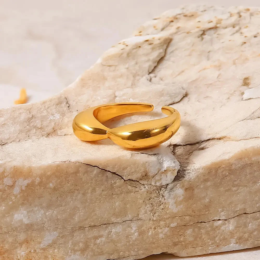 Bold Crossover Band Ring