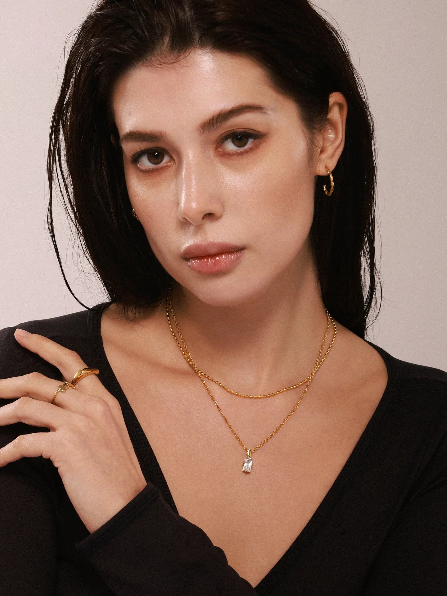 Minimalist Layered Baguette Pendant Necklace