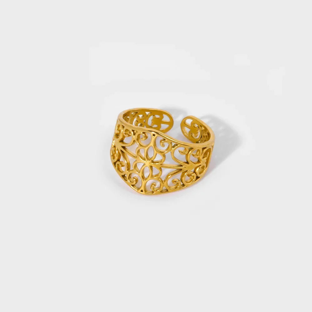 Bold Harmony Ring Set