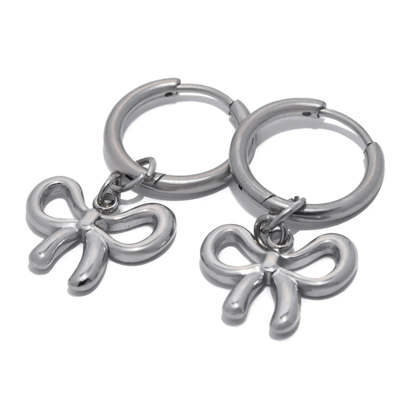 Bow-Risa Earrings